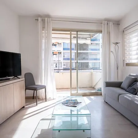 Cote Scene - Terrace & Near Croisette Appartement Cannes